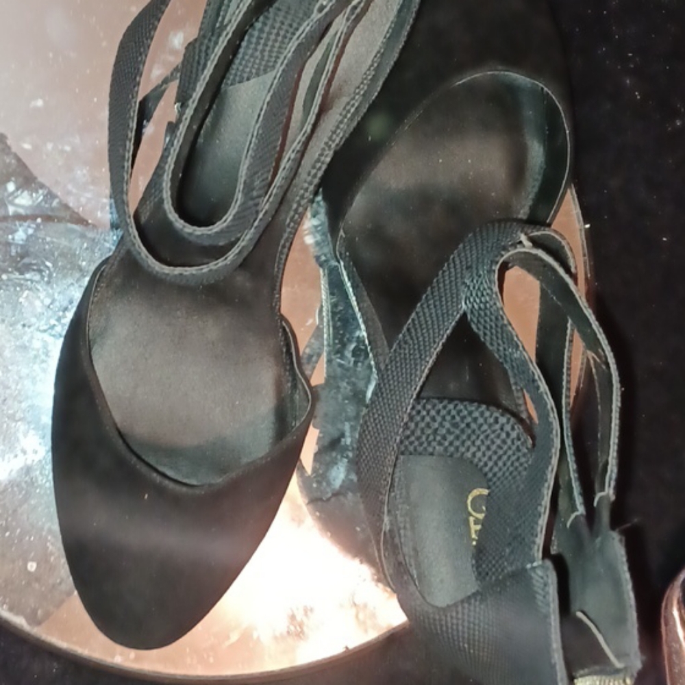 Cato Wedge heels
